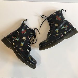 Dr. Marten PASCAL TATTOO Print Boots 8 Eyelet